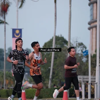 Runner Photo 6760860