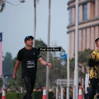 Runner Photo 6760878