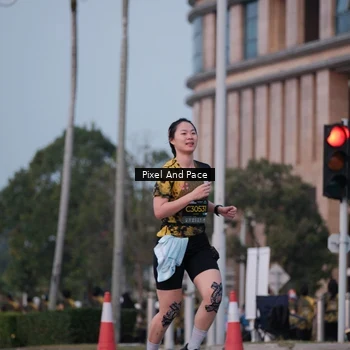 Runner Photo 6760905