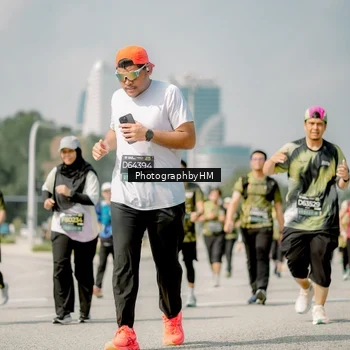 Runner Photo 6760907