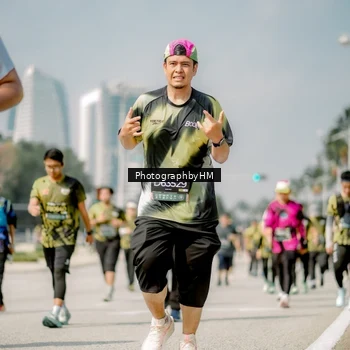 Runner Photo 6760909