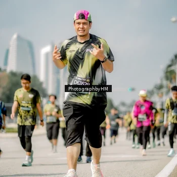 Runner Photo 6760914
