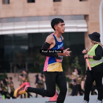 Runner Photo 6760915