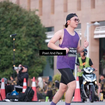 Runner Photo 6760950
