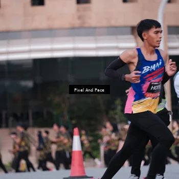 Runner Photo 6760955