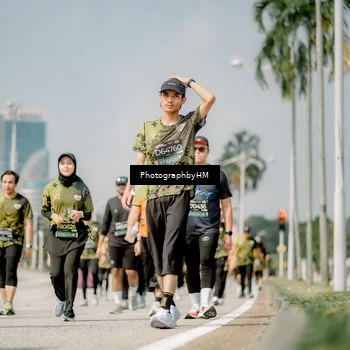 Runner Photo 6760996