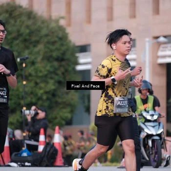 Runner Photo 6761032