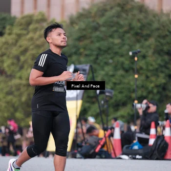 Runner Photo 6761034