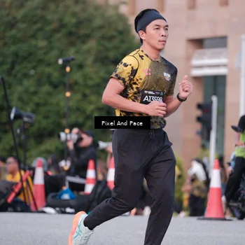 Runner Photo 6761059
