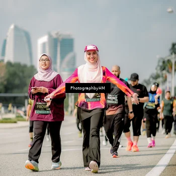 Runner Photo 6761074