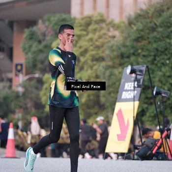 Runner Photo 6761083