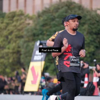 Runner Photo 6761104