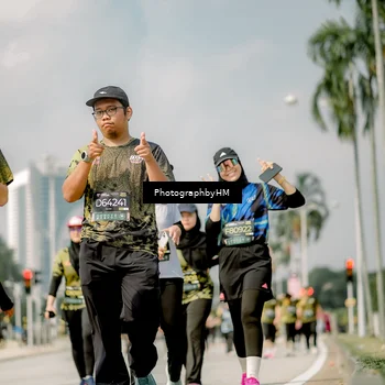 Runner Photo 6761105