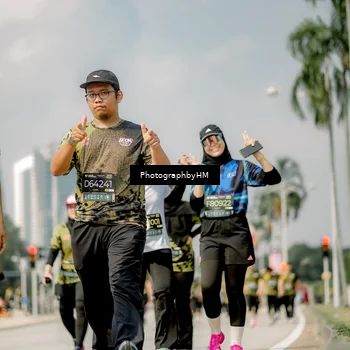 Runner Photo 6761110