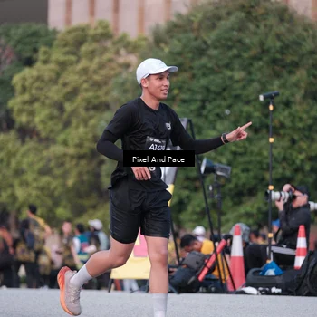 Runner Photo 6761112
