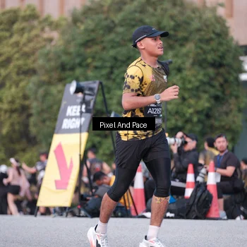 Runner Photo 6761171