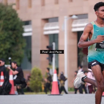 Runner Photo 6761215