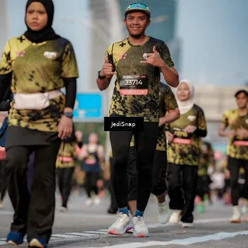 Runner Photo 6761250