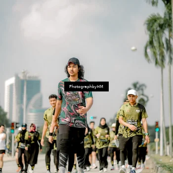 Runner Photo 6761280