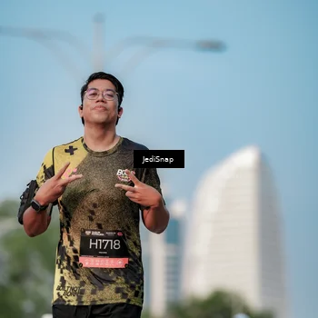 Runner Photo 6761281