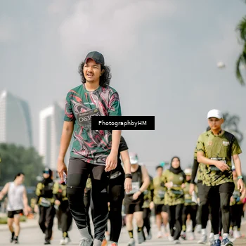 Runner Photo 6761295