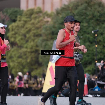 Runner Photo 6761300