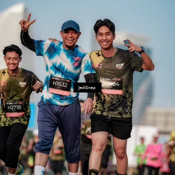 Runner Photo 6761363