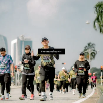 Runner Photo 6761379