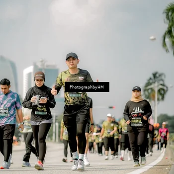 Runner Photo 6761391