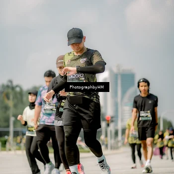 Runner Photo 6761404