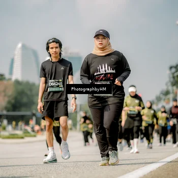 Runner Photo 6761419