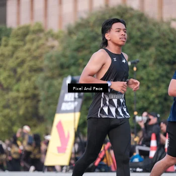 Runner Photo 6761423