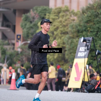 Runner Photo 6761438