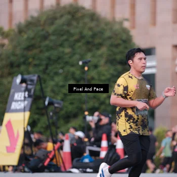 Runner Photo 6761475