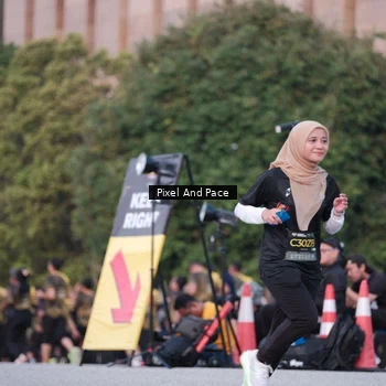 Runner Photo 6761520