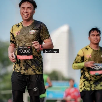 Runner Photo 6761554