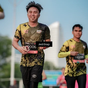 Runner Photo 6761565