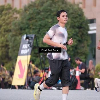Runner Photo 6761596