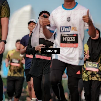 Runner Photo 6761637