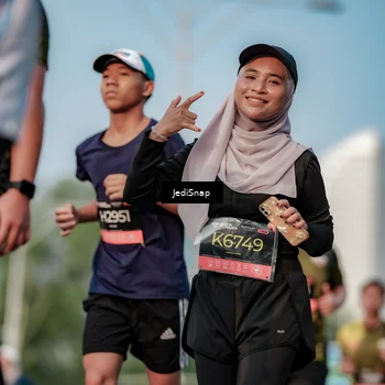Runner Photo 6761645