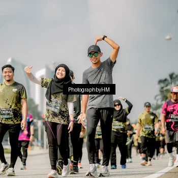 Runner Photo 6761675