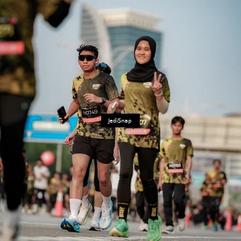 Runner Photo 6761708