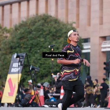 Runner Photo 6761736