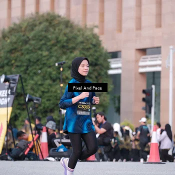Runner Photo 6761739