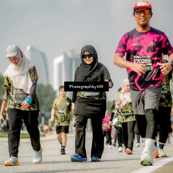 Runner Photo 6761757