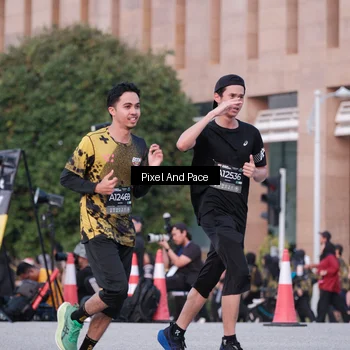 Runner Photo 6761759