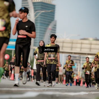 Runner Photo 6761784