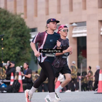 Runner Photo 6761806