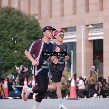 Runner Photo 6761811