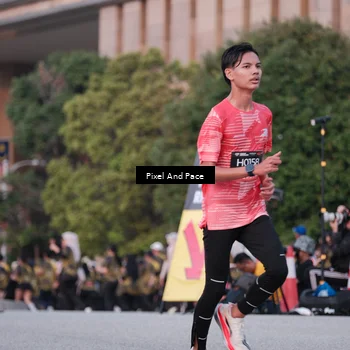 Runner Photo 6761855
